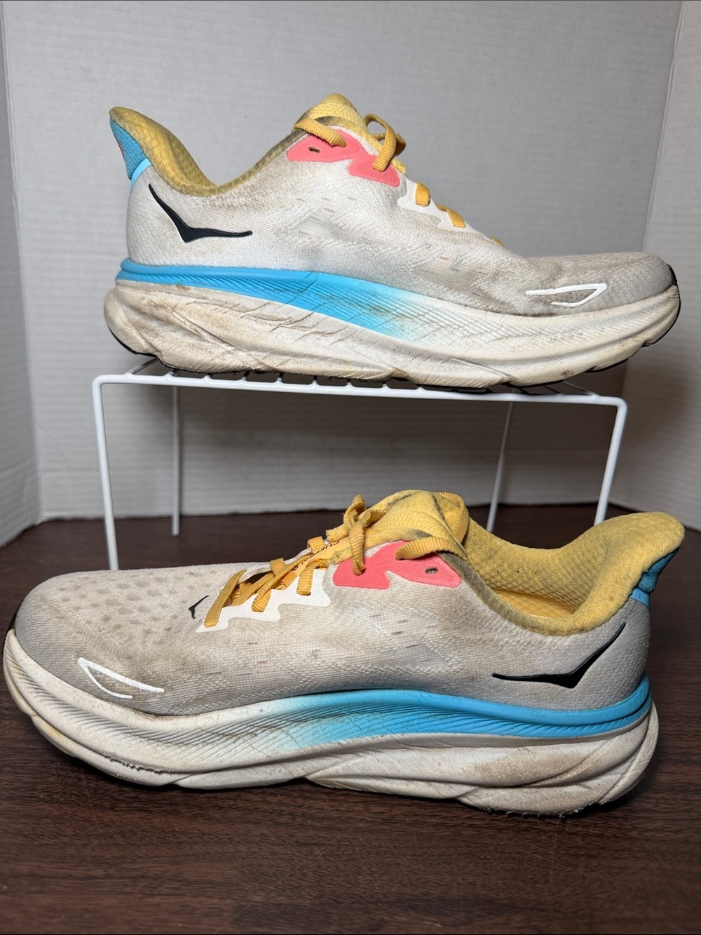 Hoka Clifton 9 'Blanc de Blanc/Swim Day' Women's Running Shoes Size 8.5B - Picture 3 of 14